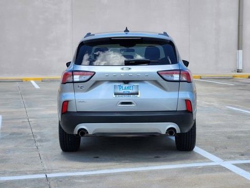 Used 2022 Ford Escape SEL FWD image 6