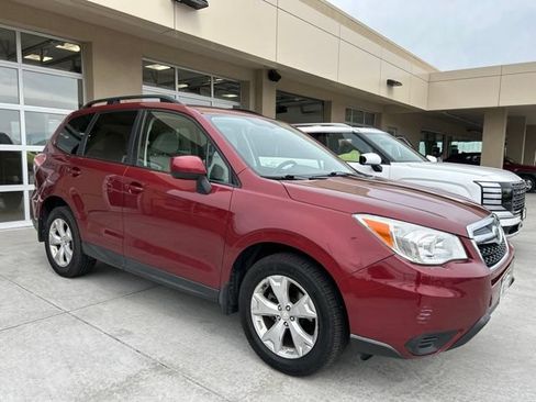 Used 2014 Subaru Forester 2.5i Premium w/ All-Weather Package AWD/4WD image 2