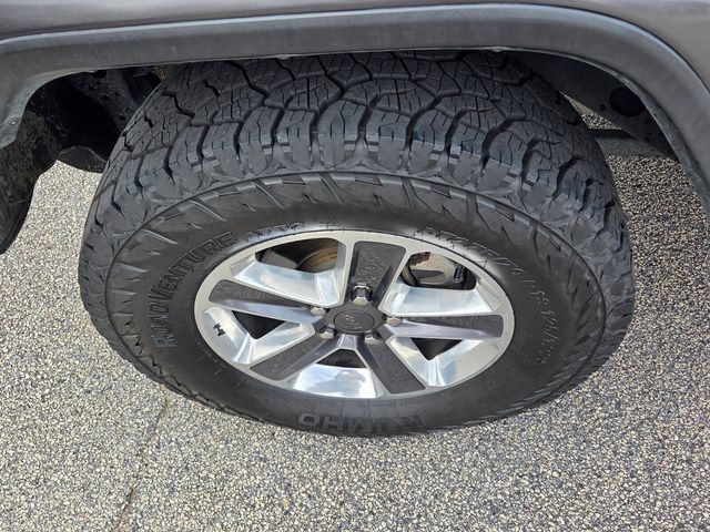 Used 2021 Jeep Wrangler Unlimited Sahara AWD/4WD image 17