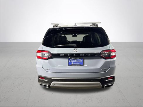 Used 2023 Honda Pilot Elite image 7