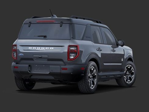 Used 2025 Ford Bronco Sport Outer Banks w/ Outer Banks Tech Package+ image 3