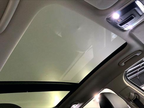 Certified 2024 Kia Sorento SX AWD/4WD image 29