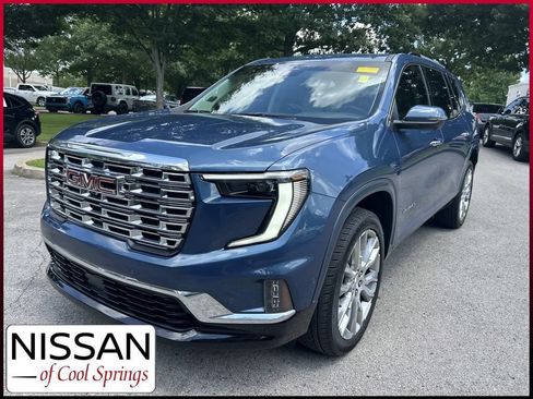 Used 2025 GMC Acadia Denali w/ Super Cruise Package AWD/4WD image 3