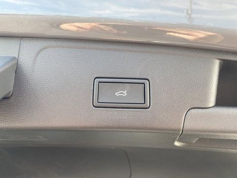 New 2026 Volkswagen Atlas Cross Sport SEL Premium R-Line image 76