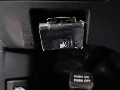 Used 2021 Nissan Altima 2.5 S FWD image 32