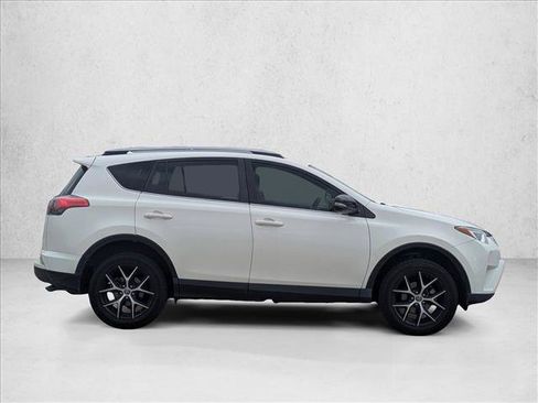 Used 2018 Toyota RAV4 SE w/ Power Extra Value Package FWD image 4