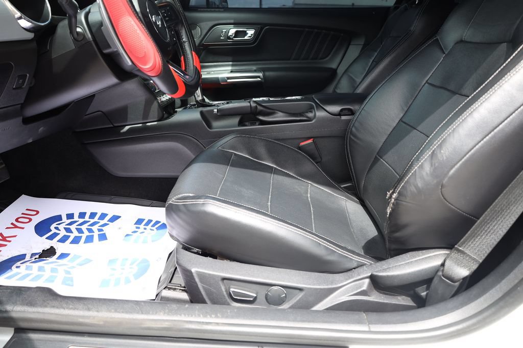 Used 2017 Ford Mustang Premium RWD image 11