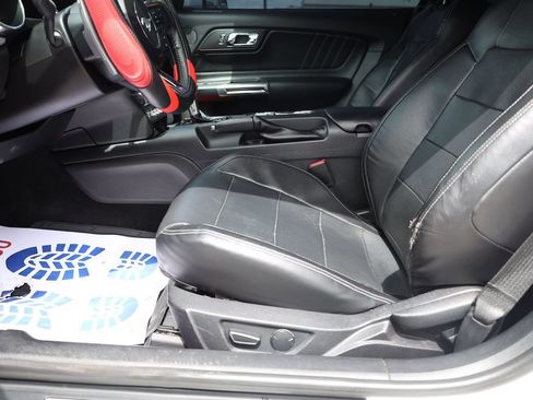 Used 2017 Ford Mustang Premium RWD image 11