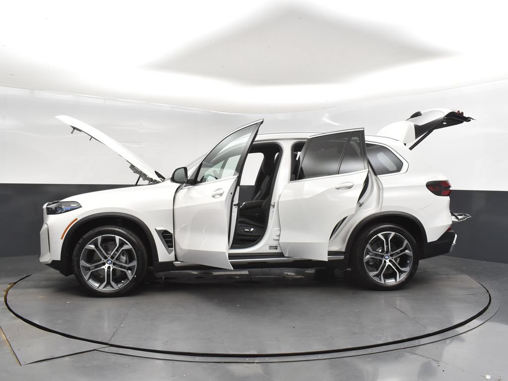 Used 2026 BMW X5 sDrive40i w/ Parking Assistance Package RWD image 46