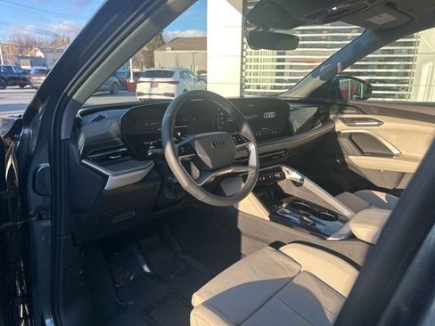 New 2025 Audi Q5 2.0T Premium Plus image 16