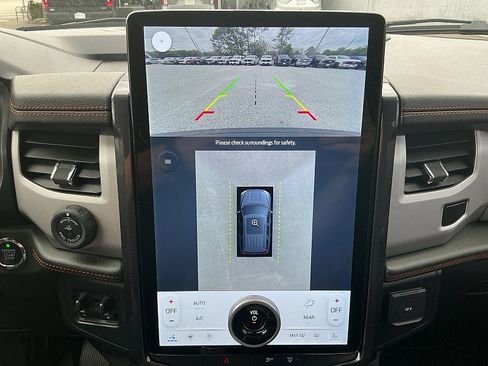 Used 2022 Ford Expedition Timberline image 16