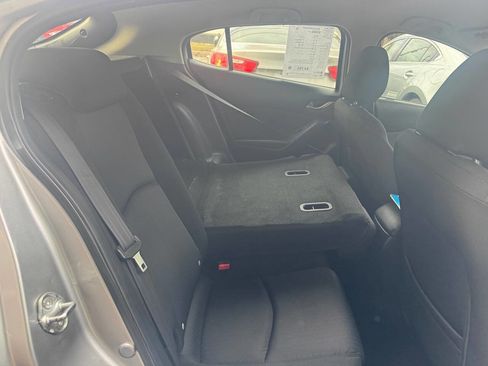 Used 2016 MAZDA MAZDA3 i Sport image 21