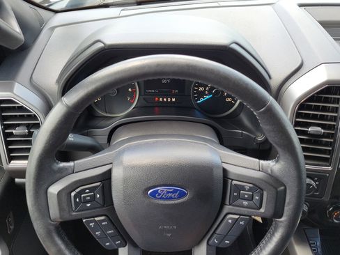 Used 2018 Ford F150 XLT w/ Equipment Group 302A Luxury AWD/4WD image 22