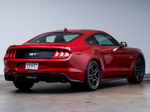 Used 2021 Ford Mustang GT RWD image 6