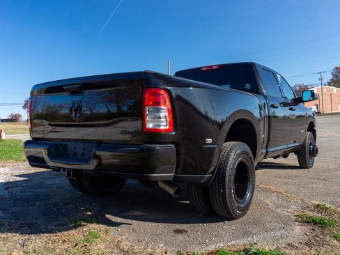 Used 2022 RAM 3500 Tradesman w/ Max Tow Package image 6