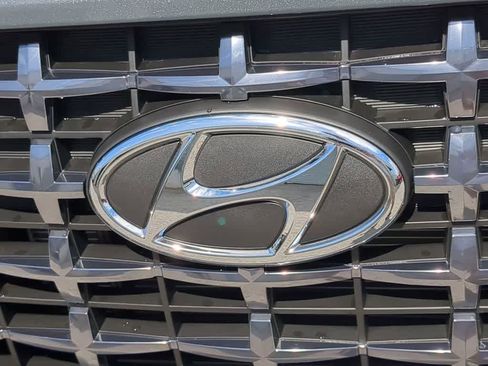 New 2026 Hyundai Venue SEL image 12