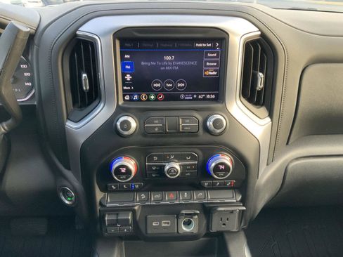 Used 2021 GMC Sierra 1500 SLT w/ SLT Premium Package image 35