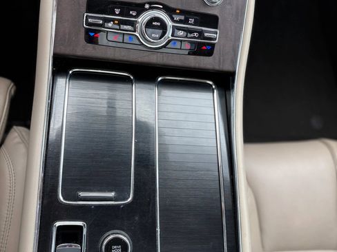 Used 2023 Lincoln Aviator Reserve w/ Equipment Group 201A AWD/4WD image 37