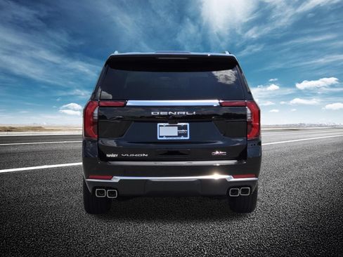 New 2026 GMC Yukon XL Denali w/ Denali Reserve Package AWD/4WD image 23