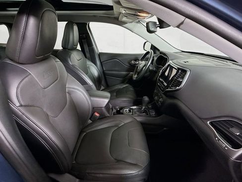 Used 2021 Jeep Cherokee Limited image 29