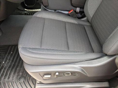 New 2025 Chevrolet Silverado 1500 LT image 4