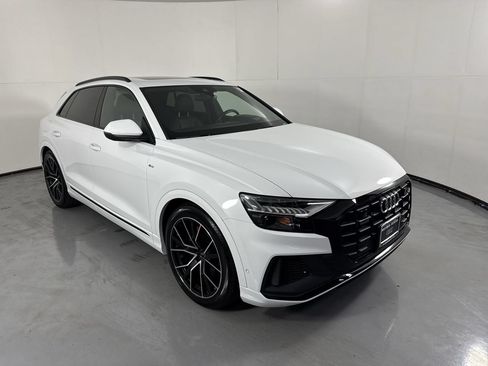 Used 2021 Audi Q8 Prestige AWD/4WD image 29