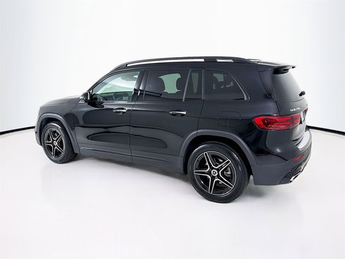Certified 2025 Mercedes-Benz GLB 250 image 6