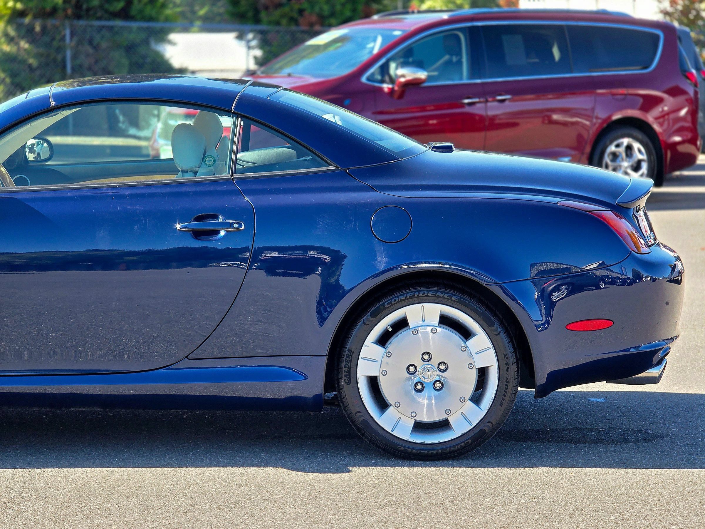Used 2005 Lexus SC 430 Convertible RWD image 7