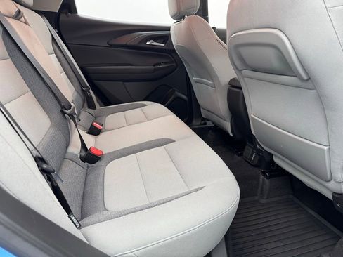 Used 2024 Chevrolet TrailBlazer LT w/ Convenience Package AWD/4WD image 35