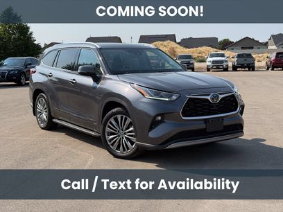 Used 2022 Toyota Highlander Platinum