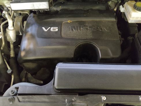 Used 2020 Nissan Pathfinder S image 30