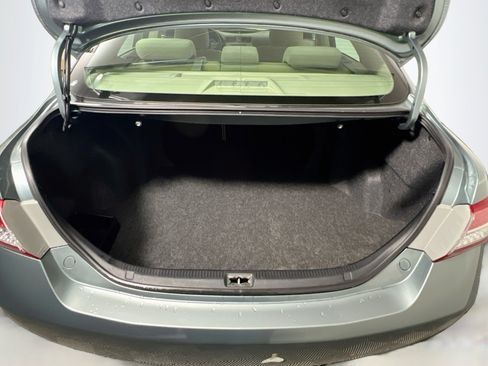 Used 2011 Toyota Camry LE w/ LE Extra-Value Pkg FWD image 32