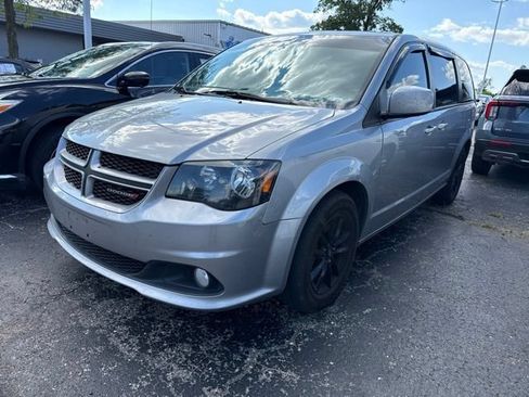 Used 2020 Dodge Grand Caravan GT FWD image 2