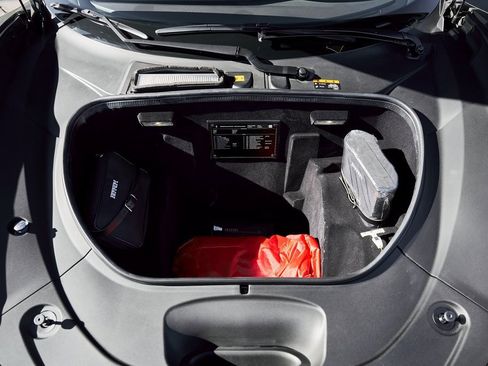 Used 2022 Ferrari F8 Tributo image 16