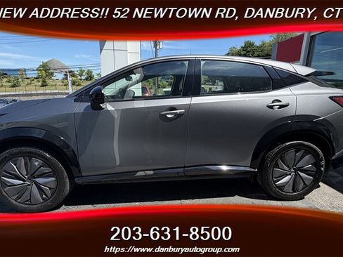 Used 2023 Nissan Ariya AWD image 2