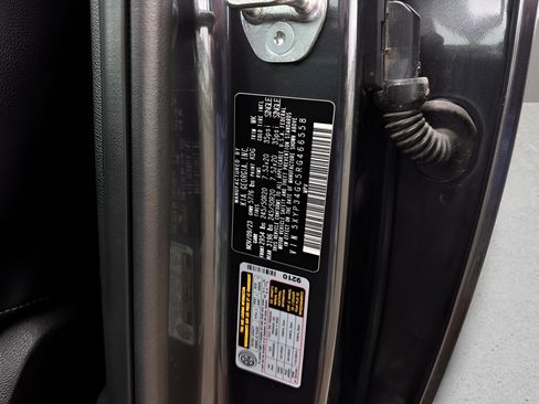 Used 2024 Kia Telluride EX FWD image 29
