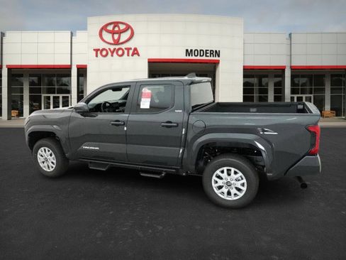 New 2025 Toyota Tacoma SR5 image 11