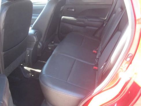Used 2015 Mitsubishi Outlander Sport SE AWD/4WD image 13