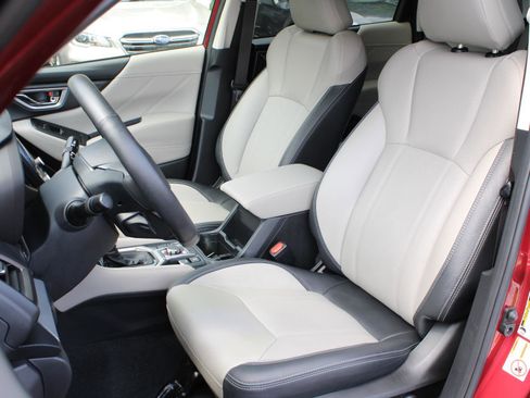 Used 2020 Subaru Forester Limited image 20