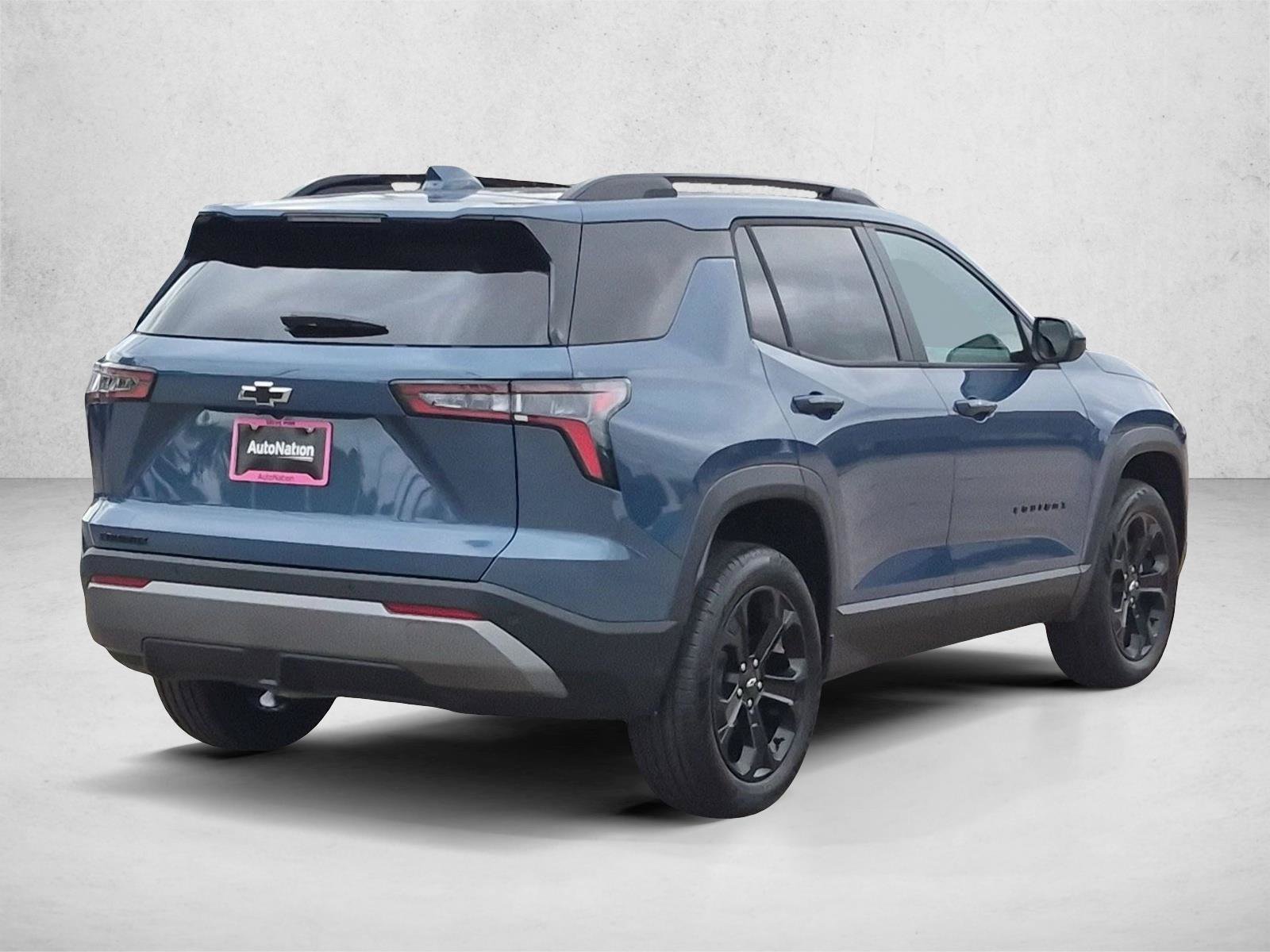New 2027 Chevrolet Equinox LT w/ Midnight Edition FWD image 2