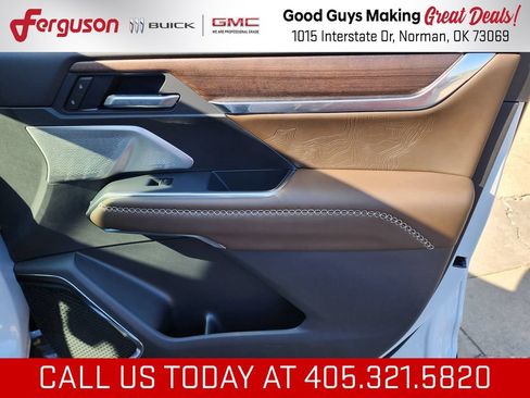 New 2026 GMC Acadia Denali Ultimate w/ LPO, All-Weather Package AWD/4WD image 41
