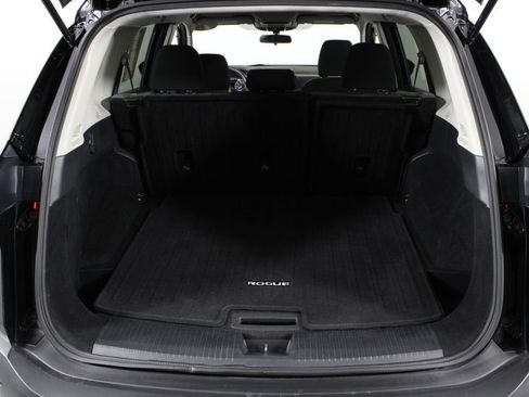 Used 2021 Nissan Rogue S FWD image 17