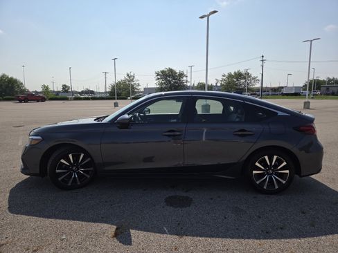 Used 2024 Honda Civic EX-L image 14