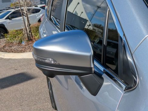 Certified 2023 Subaru Ascent Limited w/ Technology Package image 11