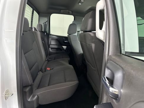 Used 2018 Chevrolet Silverado 1500 LT w/ Redline Edition image 27