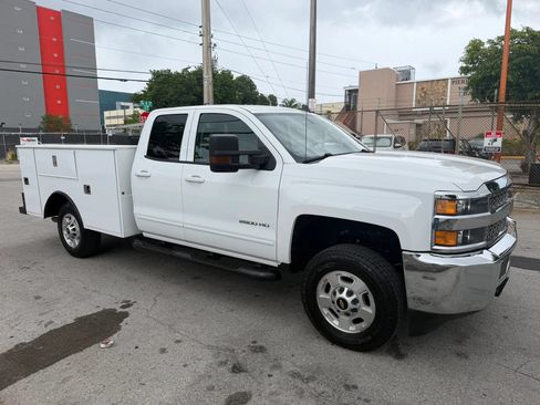 Used 2019 Chevrolet Silverado 2500 W/T RWD image 6
