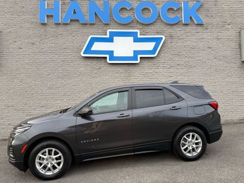 Used 2022 Chevrolet Equinox LS w/ LS Convenience Package image 1