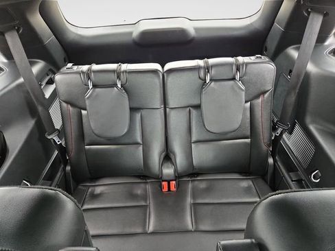 Used 2023 Ford Explorer ST-Line AWD/4WD image 14