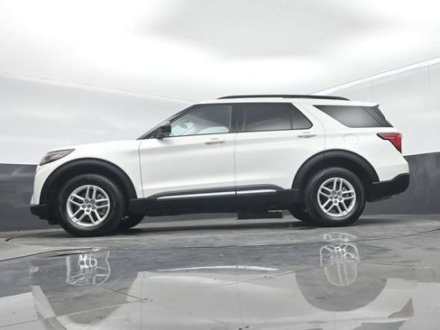 Certified 2025 Ford Explorer Active AWD/4WD image 50