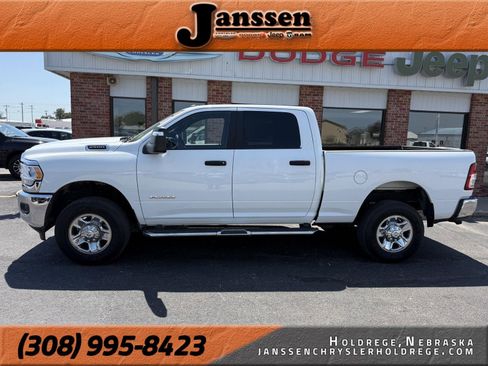 Used 2024 RAM 2500 Big Horn w/ Bed Utility Group image 1